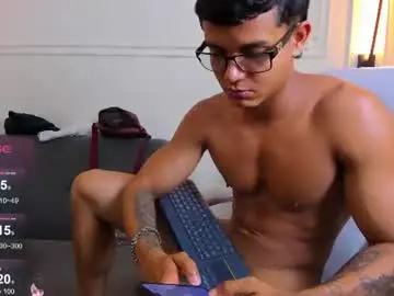 Chaturbate Adult Video Chat of paradise_boy_s