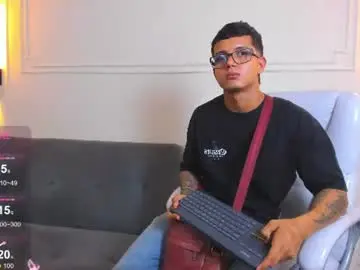 Chaturbate Live Porn of paradise_boy_s