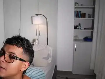 Chaturbate Watch Live Sex Cams of paradise_boy_s