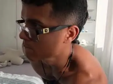 Chaturbate Adult Webcam of paradise_boy_s
