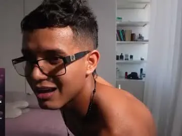 Chaturbate Best live sex cam show of paradise_boy_s