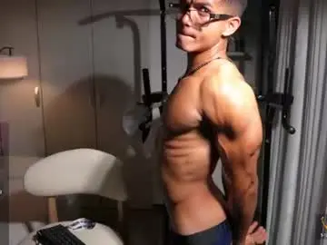 Chaturbate Adult Webcams of paradise_boy_s