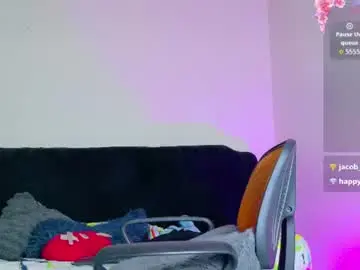 Chaturbate Sex Cam of santi_ll