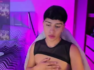 Chaturbate Nude Webcam of andreewwx_m