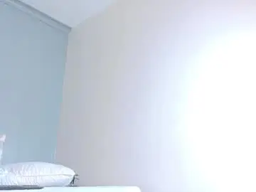 Chaturbate Watch Live Sex Cams of andrewkenoxx_