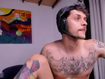 Chaturbate Live Sex Cam of daniele_bunny