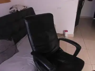Chaturbate Live Porn of daniele_bunny
