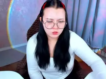 Chaturbate Live Sex Cam of kira_g0ld