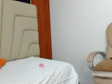 Chaturbate Watch Live Sex Cams of nahomi_leem