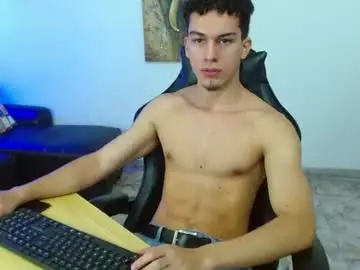 Chaturbate Adult Video Chat of ryan_cum18