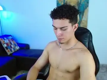 Chaturbate Free Live Porn of ryan_cum18