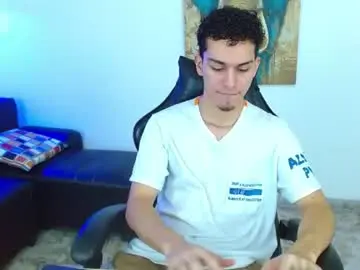 Chaturbate Watch Live Sex Cams of ryan_cum18