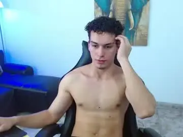 Chaturbate Sex Chat of ryan_cum18