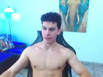Chaturbate Adult Webcam of ryan_cum18