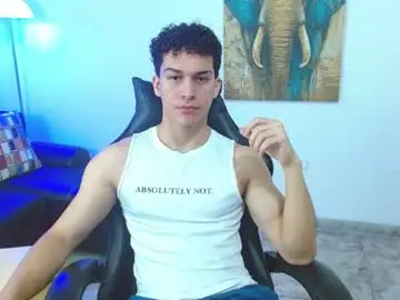 Chaturbate Watch Live Sex Cams of ryan_cum18