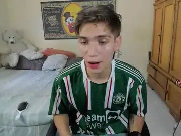 Chaturbate Free Porn Cam of erick_de_rossee