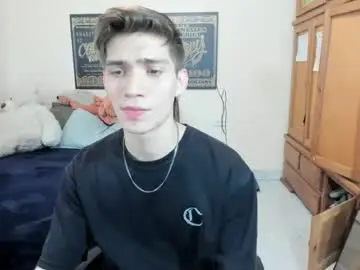 Chaturbate Live Sex Cam of erick_de_rossee