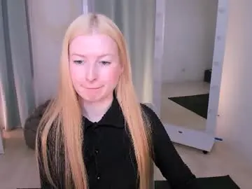 Chaturbate Nude Webcam of laly_peach