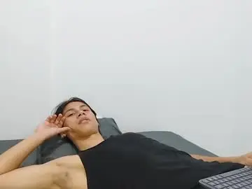 Chaturbate Watch Live Sex Cams of lovers_clover_x