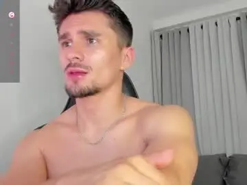 Chaturbate Best live sex cam show of axel__owen