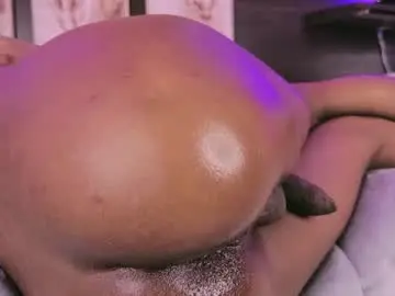 Chaturbate Private Sex Chat of nahomy_james25