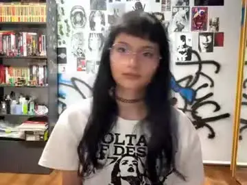 Chaturbate Live Sex Cam of yvettechannel