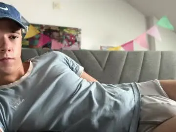 Chaturbate Nude Webcam of alexwos