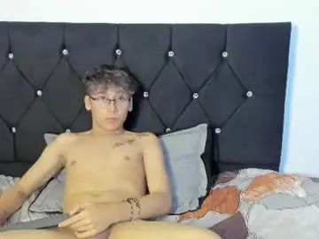 Chaturbate Adult Webcams of damon_wolfe