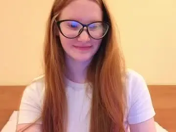 Chaturbate Best live sex cam show of fiamoor