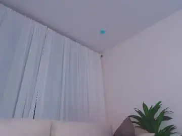 Chaturbate Live Sex Cam of kailyginger