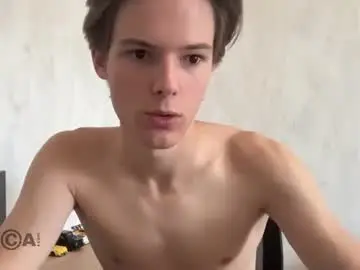 Chaturbate Live Sex Cam of timytwinkboy