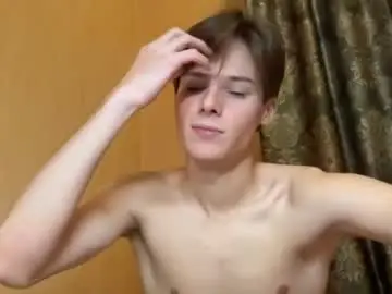 Chaturbate Free Porn Cam of timytwinkboy
