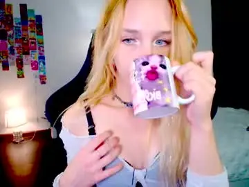 Chaturbate Free Live Porn of yourfairyalice_