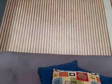 Chaturbate Live Sex Cam of bro_friends