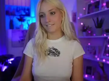 Chaturbate Private Sex Chat of lucy_cutie_