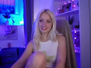 Chaturbate Watch Live Sex Cams of lucy_cutie_