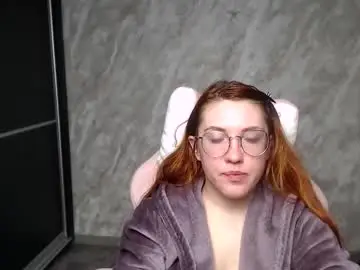 Chaturbate Nude Webcam of reginasmilee