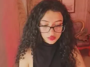 Chaturbate Live Sex Cam of valkiria_ardent_s