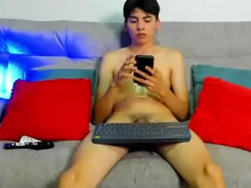 Chaturbate Live Sex Cam of angel_dustt1