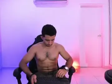 Chaturbate Live Porn of caius_bigcock1