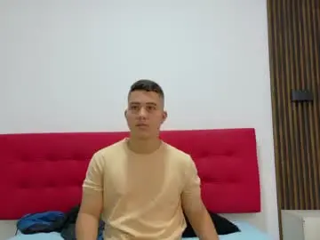 Chaturbate Nude Webcam of dogerman_01
