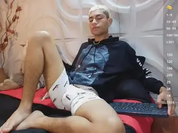 Chaturbate Live Sex of itszairen