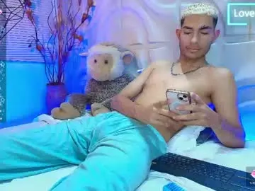 Chaturbate Watch Live Sex Cams of itszairen