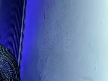 Chaturbate Free Porn Cam of kitty_dolly1