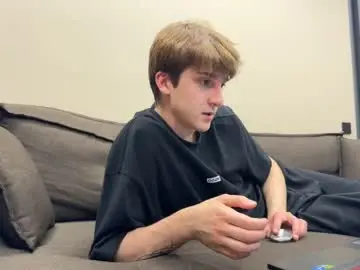 Chaturbate Nude Webcam of panda_b0y