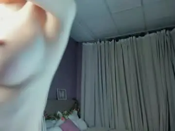 Chaturbate Adult Webcam of dearly_emily