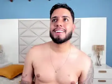 Chaturbate Best live sex cam show of hisoka_77