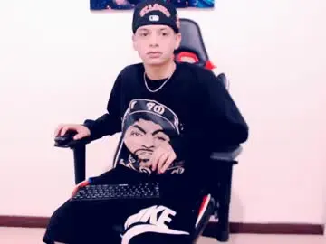 Chaturbate Live Sex Cam of indomitablebeast