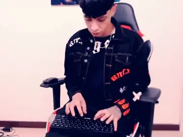 Chaturbate Live Sex Cam of indomitablebeast