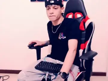 Chaturbate Free Porn Cam of indomitablebeast